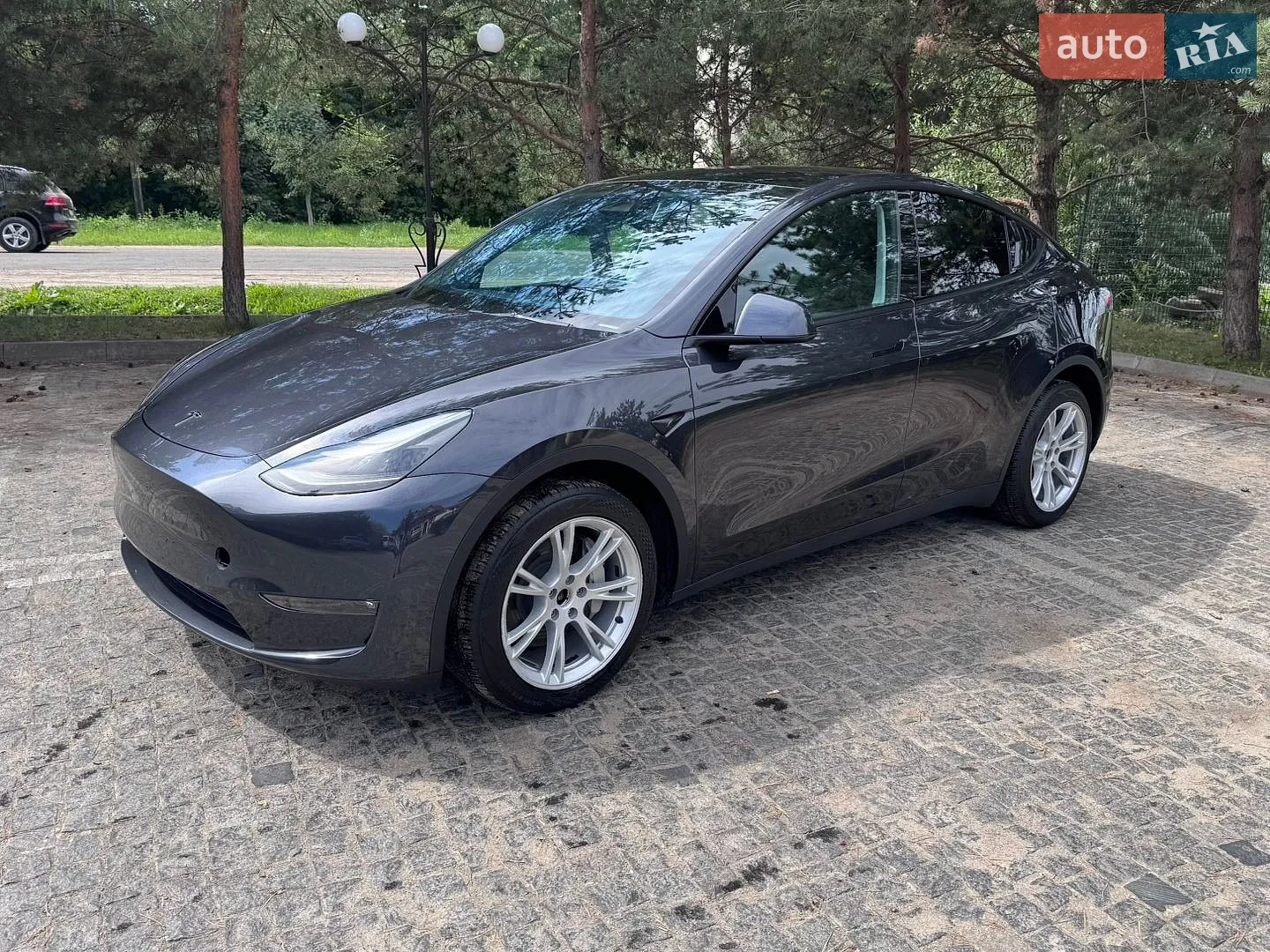 2024 Tesla Model Y - мініатюра 9