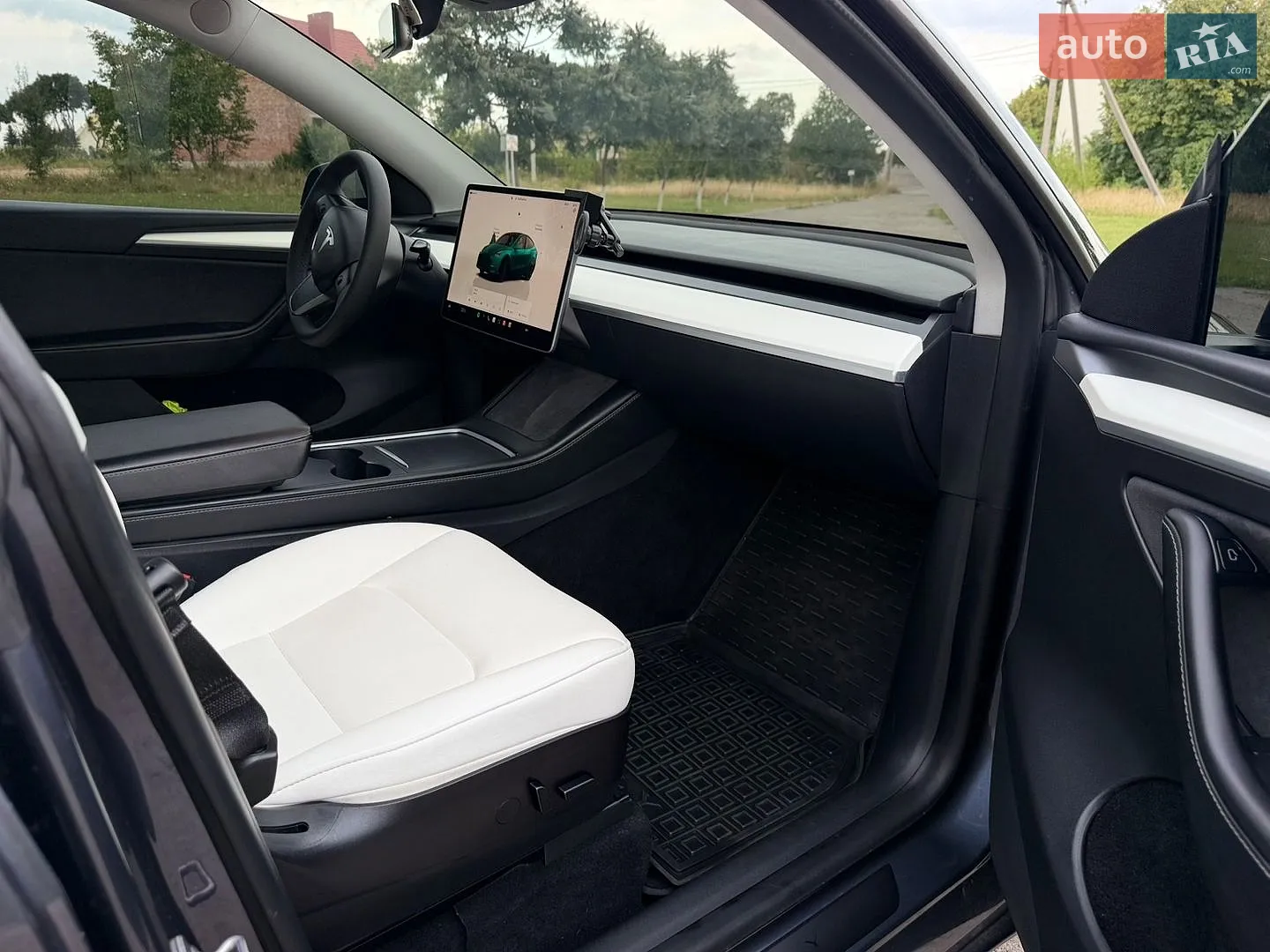2022 Tesla Model Y - мініатюра 26