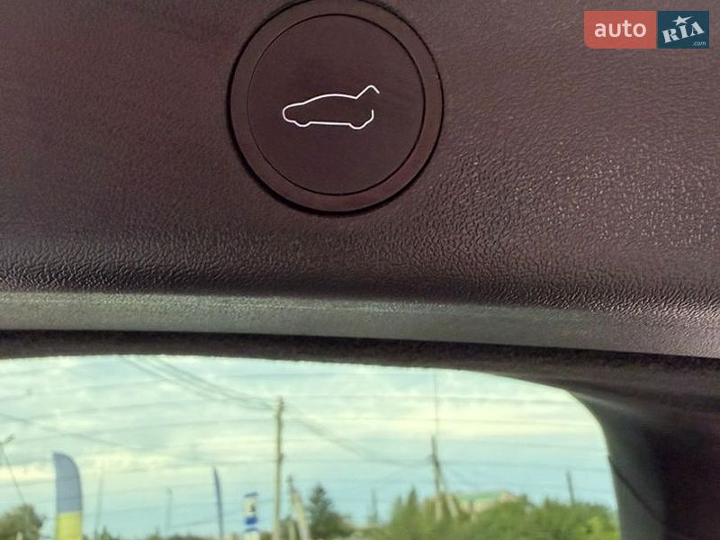 Позашляховик / Кросовер Tesla Model Y 2024 в Стрию