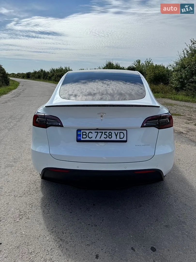 2022 Tesla Model Y - мініатюра 3