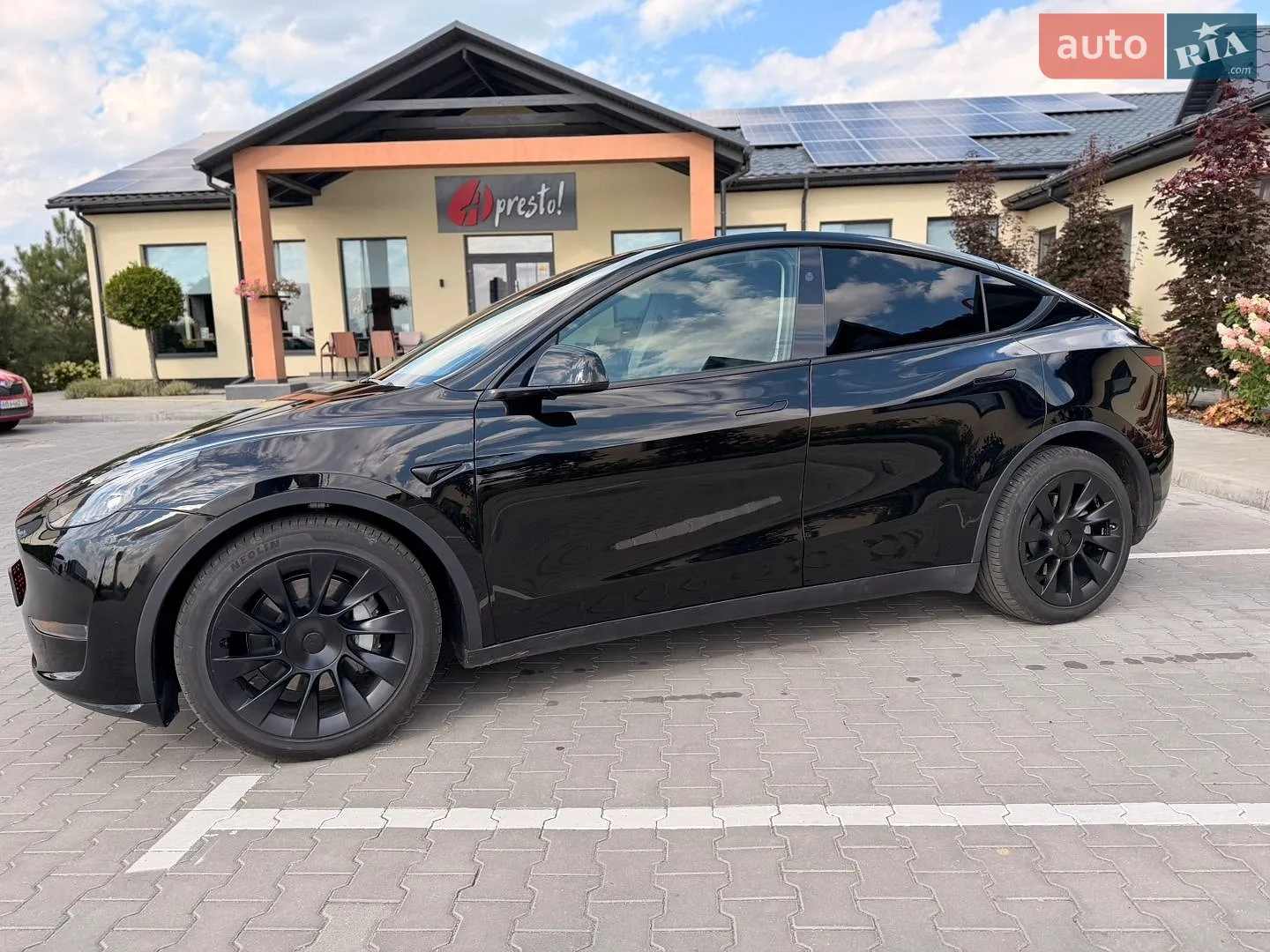 2024 Tesla Model Y - мініатюра 5