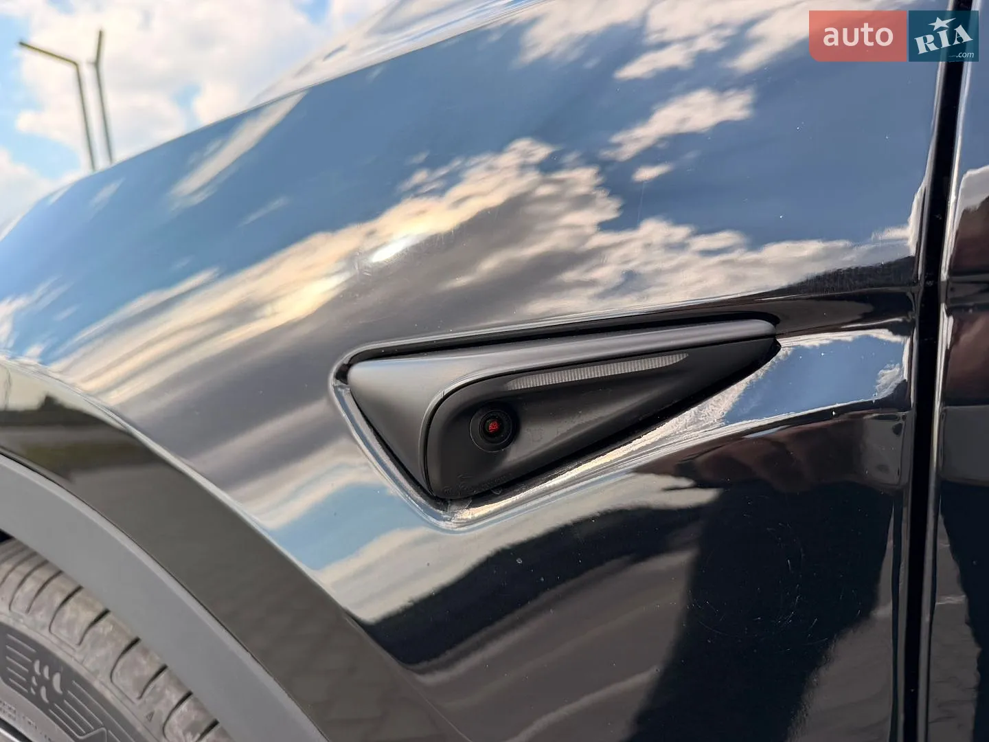 2024 Tesla Model Y - мініатюра 25