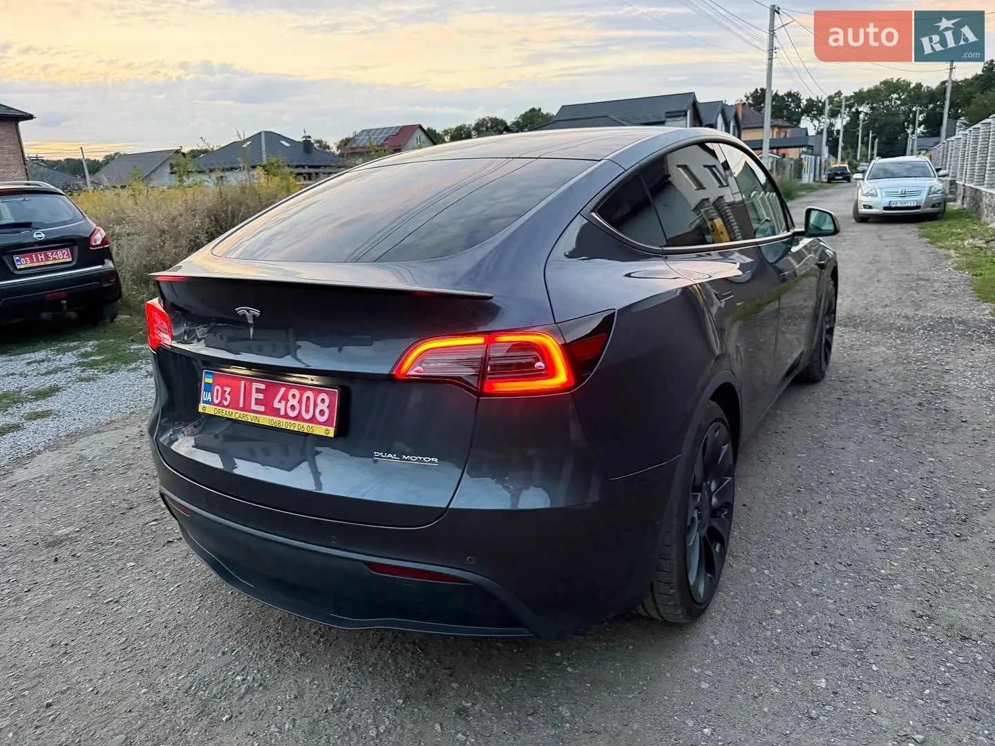 2022 Tesla Model Y - мініатюра 8
