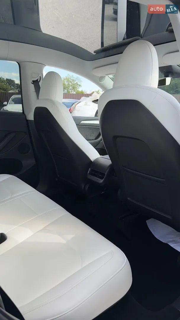 2023 Tesla Model Y - мініатюра 19