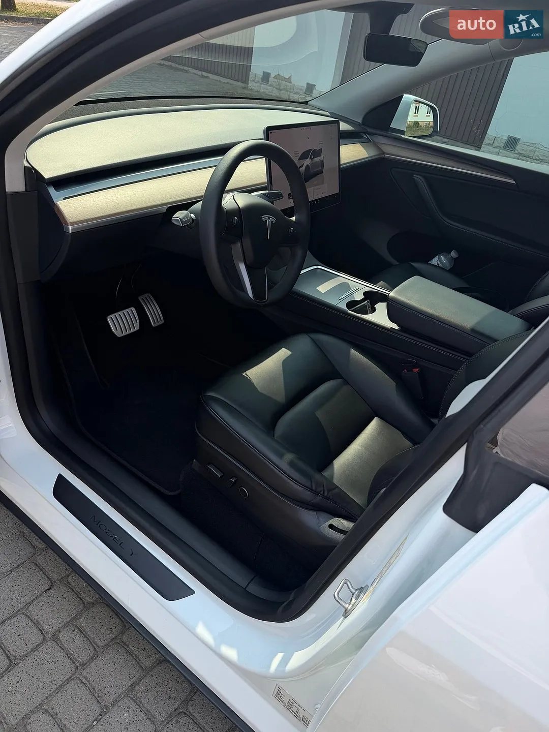 2022 Tesla Model Y - мініатюра 14