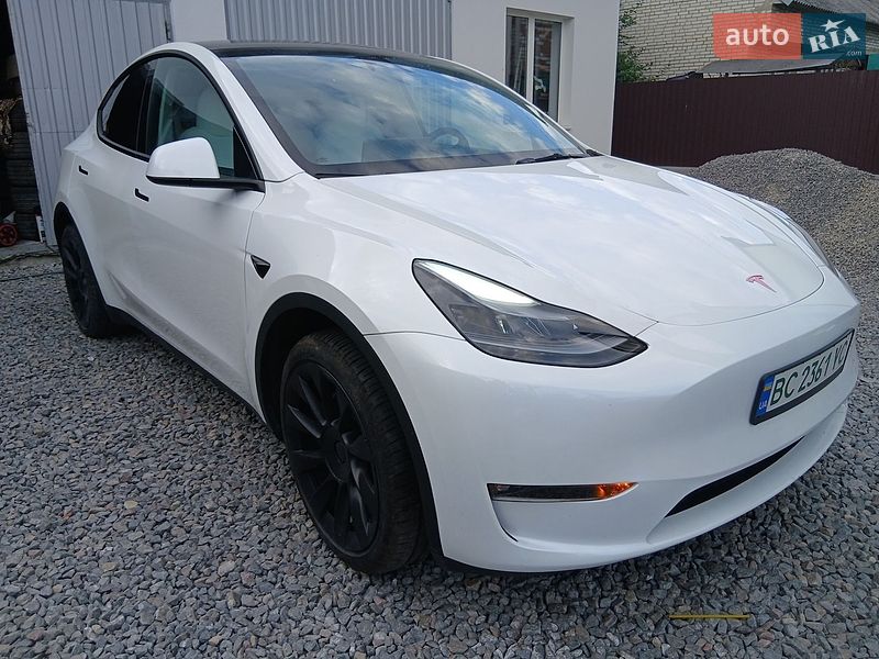 Позашляховик / Кросовер Tesla Model Y 2023 в Городку фото Позашляховик / Кросовер Tesla Model Y 2023 в Городку