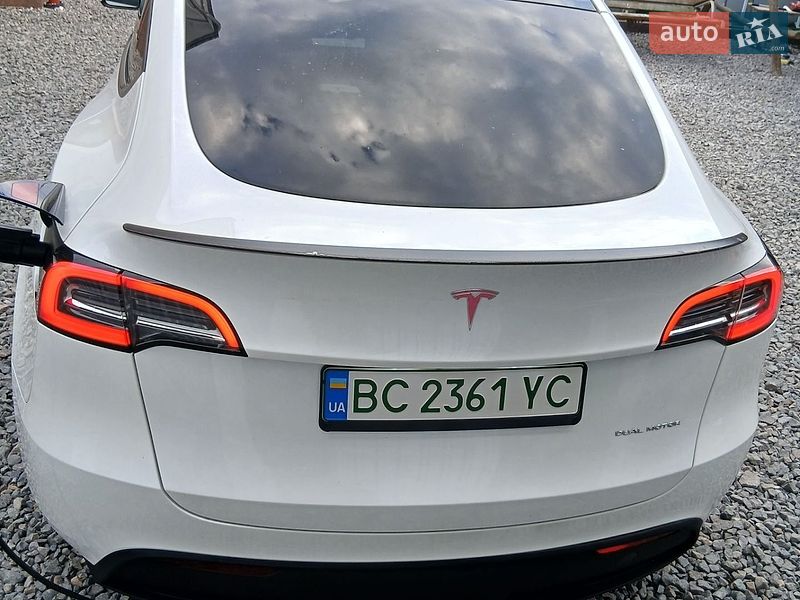 Позашляховик / Кросовер Tesla Model Y 2023 в Городку фото 6 Позашляховик / Кросовер Tesla Model Y 2023 в Городку