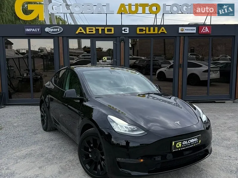 Tesla Model Y 2021