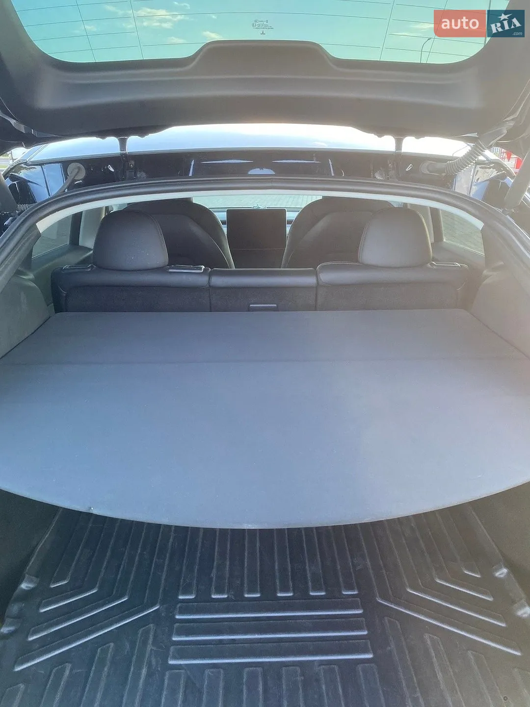 2023 Tesla Model Y - мініатюра 18
