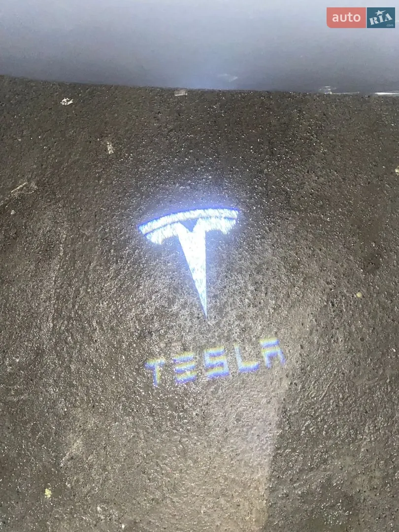 2020 Tesla Model Y - мініатюра 17