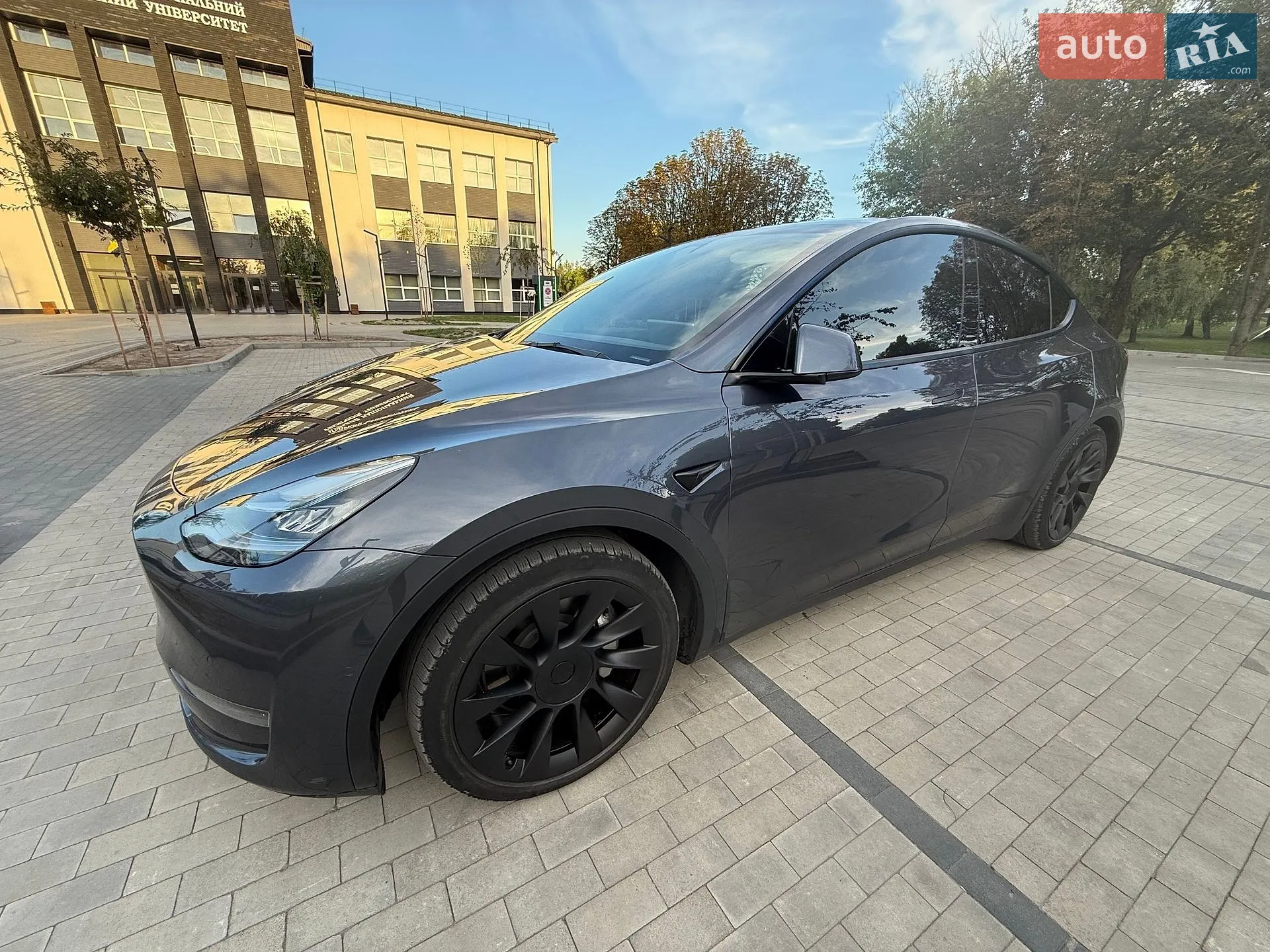 2022 Tesla Model Y - мініатюра 9
