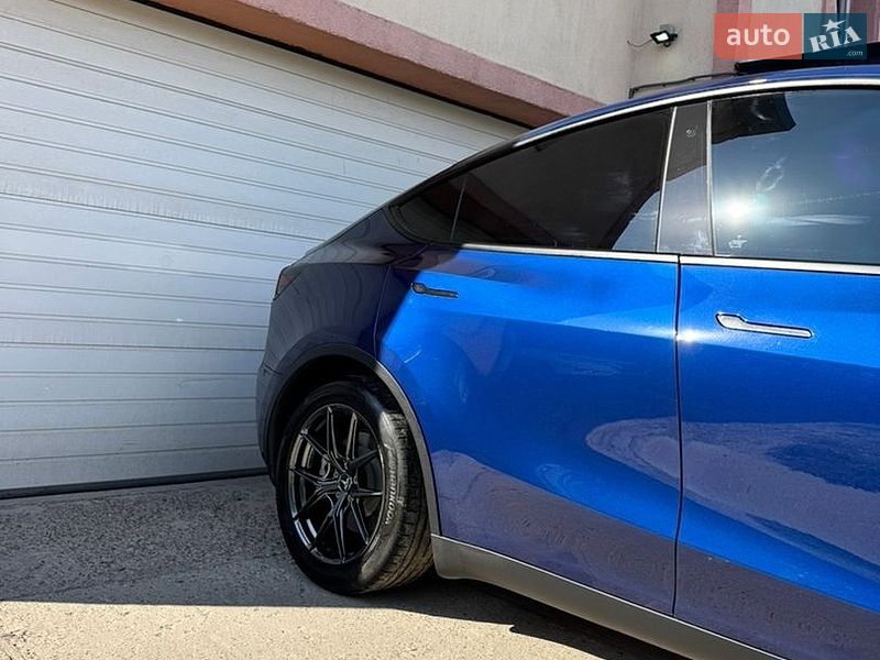 Позашляховик / Кросовер Tesla Model Y 2020 в Львові фото 19 Позашляховик / Кросовер Tesla Model Y 2020 в Львові