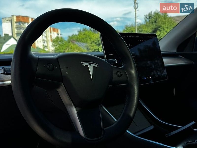 Позашляховик / Кросовер Tesla Model Y 2020 в Львові фото 24 Позашляховик / Кросовер Tesla Model Y 2020 в Львові