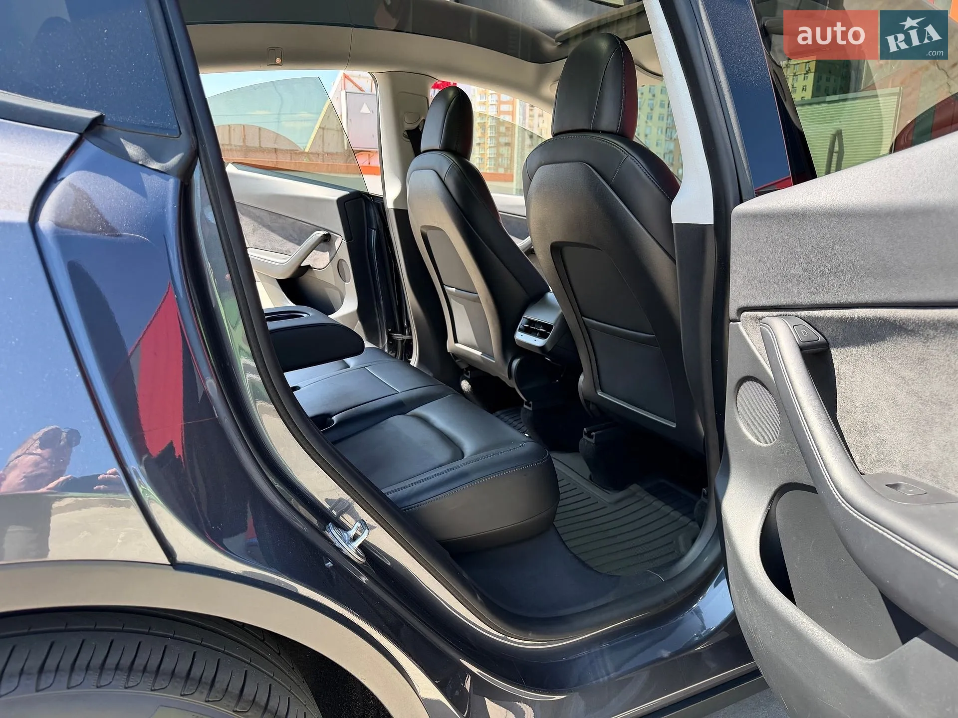 2021 Tesla Model Y - мініатюра 16