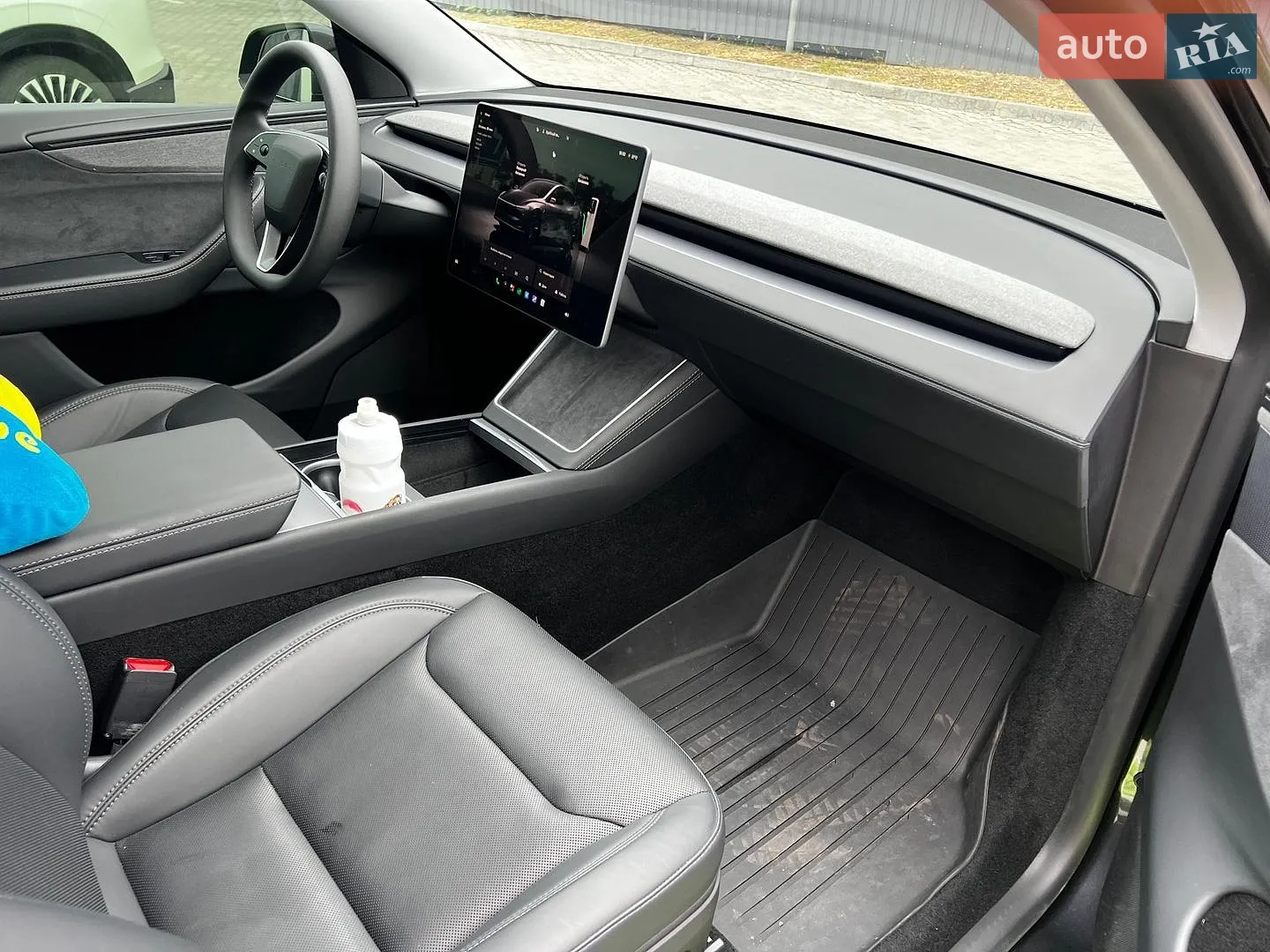2025 Tesla Model Y - мініатюра 44