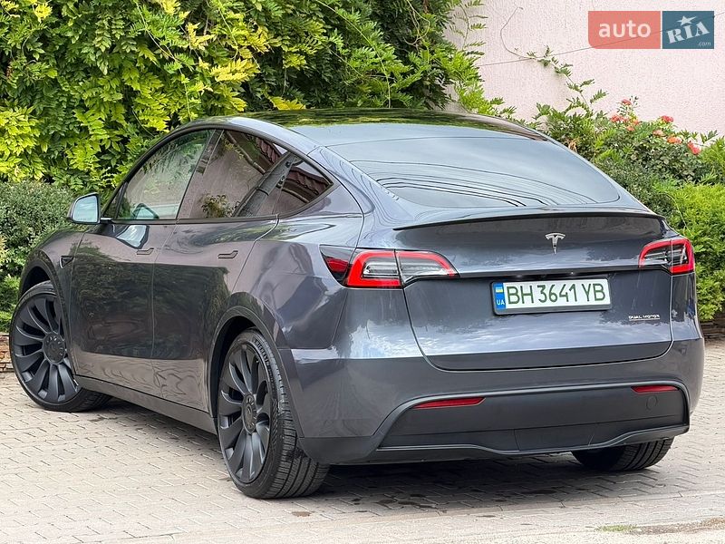 Позашляховик / Кросовер Tesla Model Y 2023 в Одесі