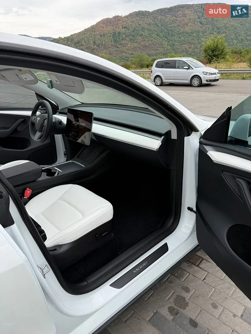 2022 Tesla Model Y - мініатюра 9
