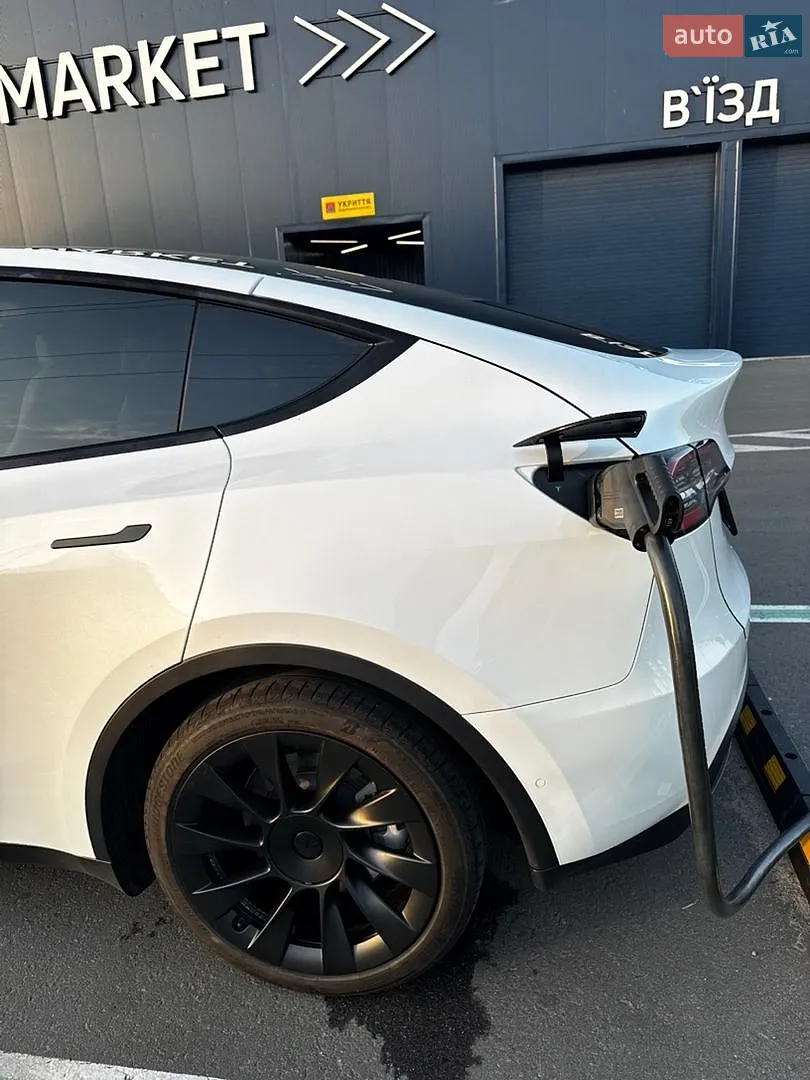 2022 Tesla Model Y - мініатюра 26