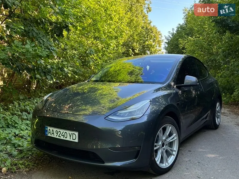 Tesla Model Y
