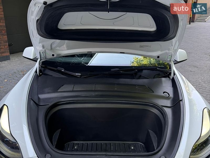 Внедорожник / Кроссовер Tesla Model Y 2022 в Хмельницком фото 16 Внедорожник / Кроссовер Tesla Model Y 2022 в Хмельницком