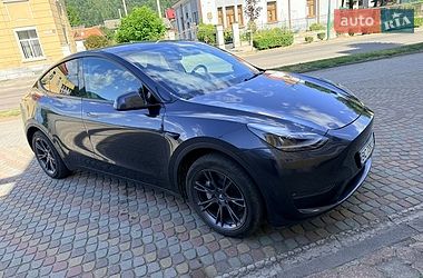 Позашляховик / Кросовер Tesla Model Y 2024 в Львові фото 5 Позашляховик / Кросовер Tesla Model Y 2024 в Львові