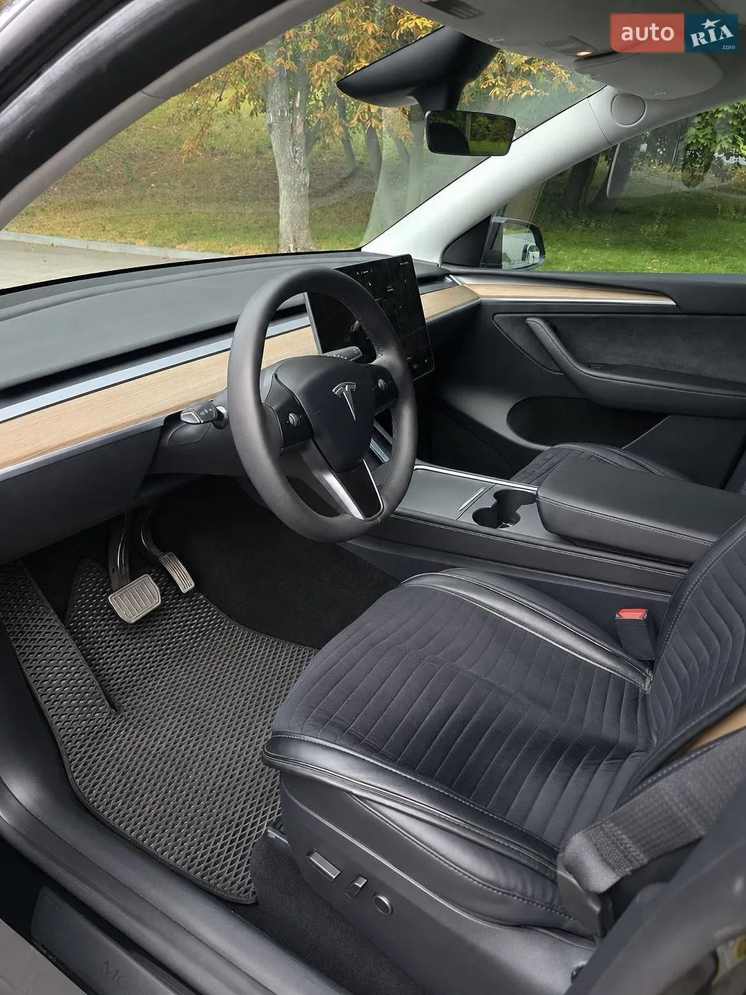 2024 Tesla Model Y - мініатюра 11