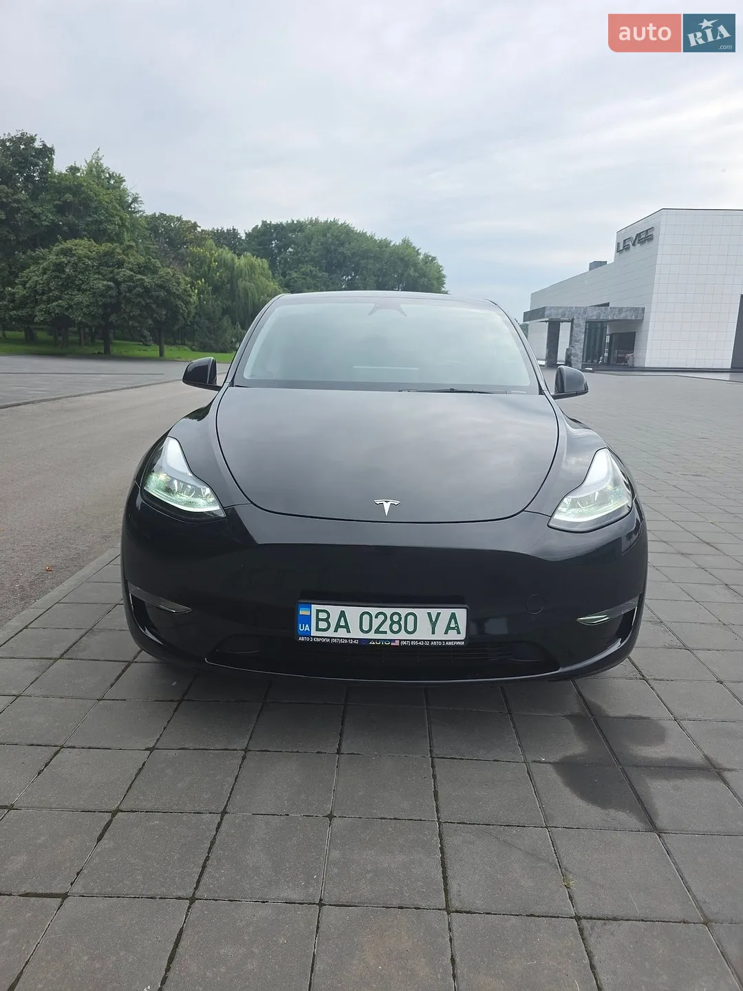 2024 Tesla Model Y - мініатюра 2