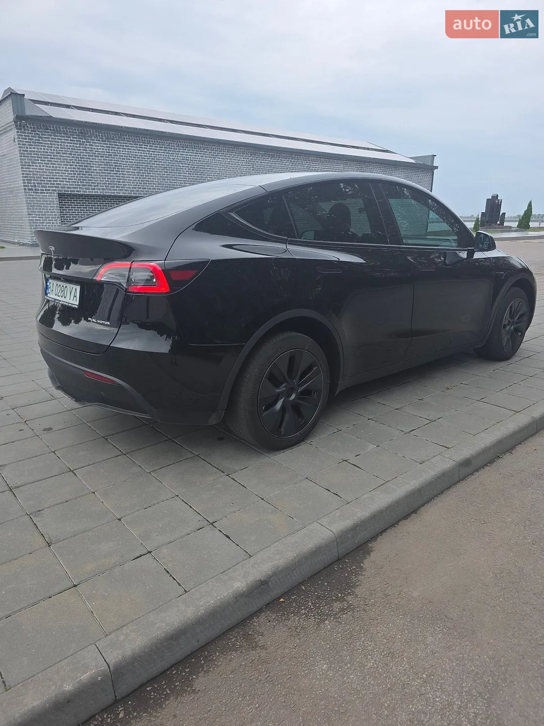 2024 Tesla Model Y - мініатюра 7