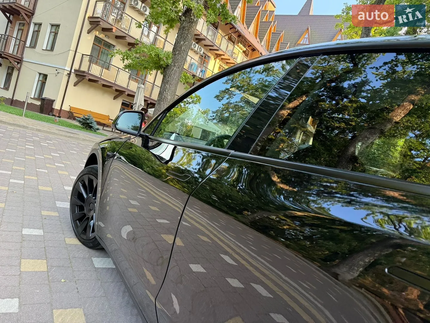 2024 Tesla Model Y - мініатюра 40