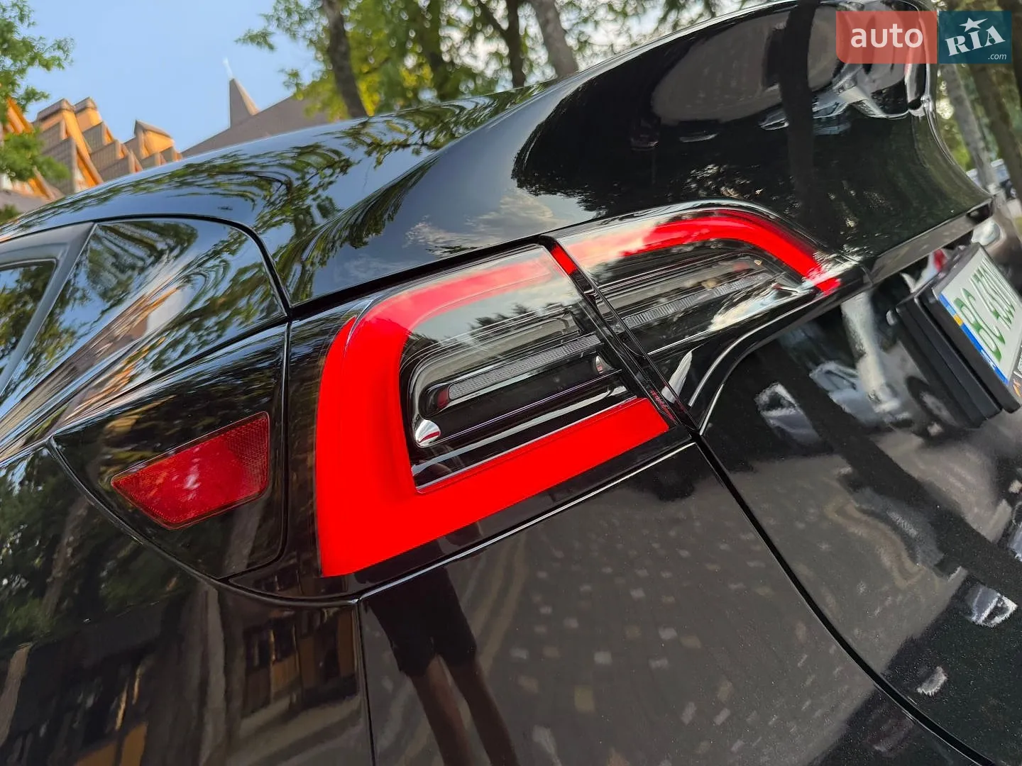 2024 Tesla Model Y - мініатюра 35