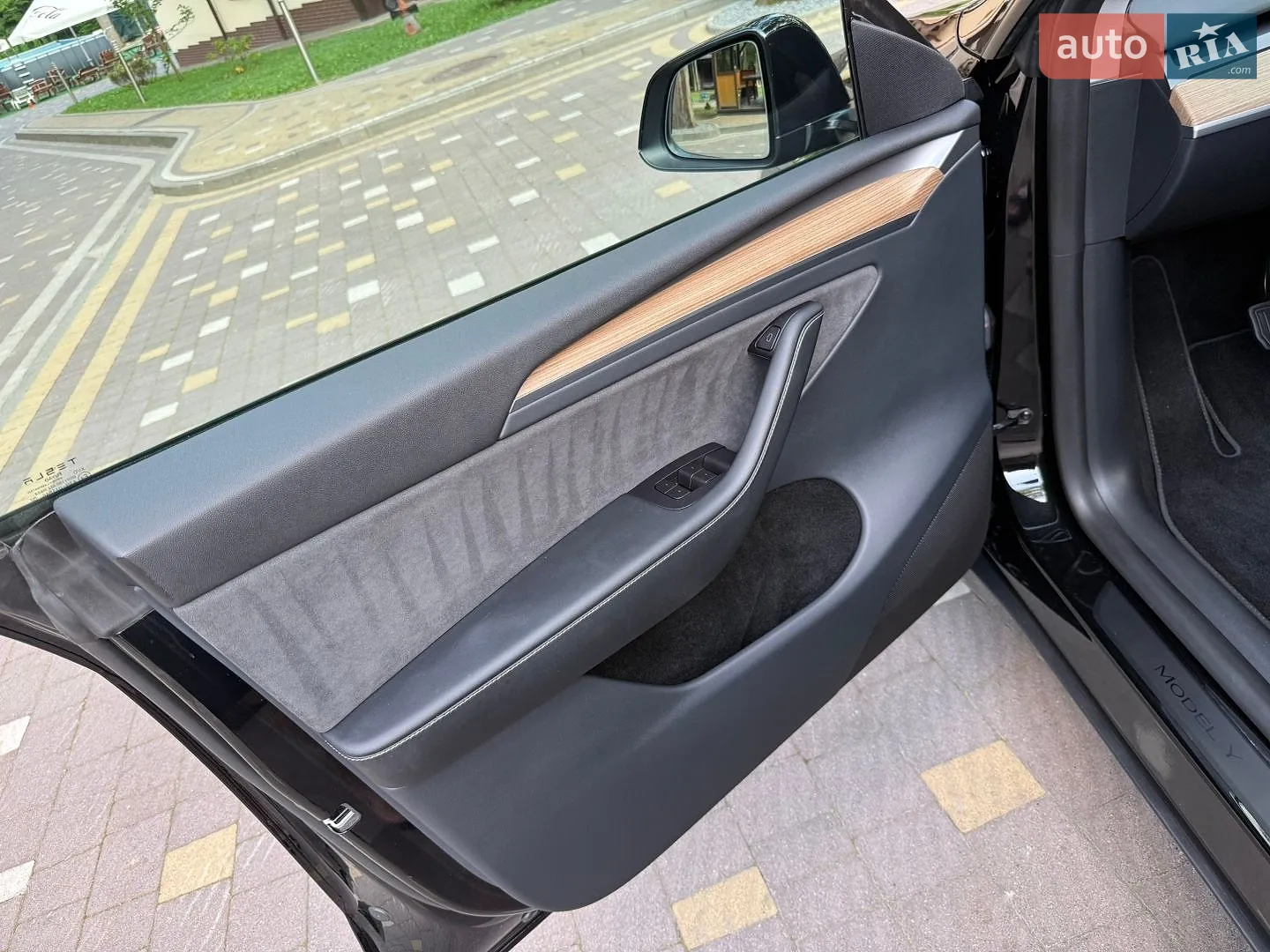 2024 Tesla Model Y - мініатюра 59