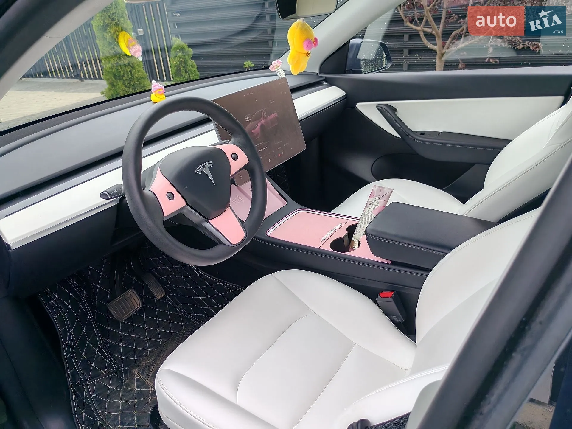 2022 Tesla Model Y - мініатюра 10