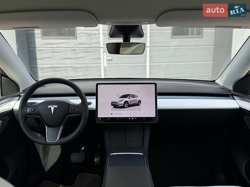 Внедорожник / Кроссовер Tesla Model Y 2023 в Киеве