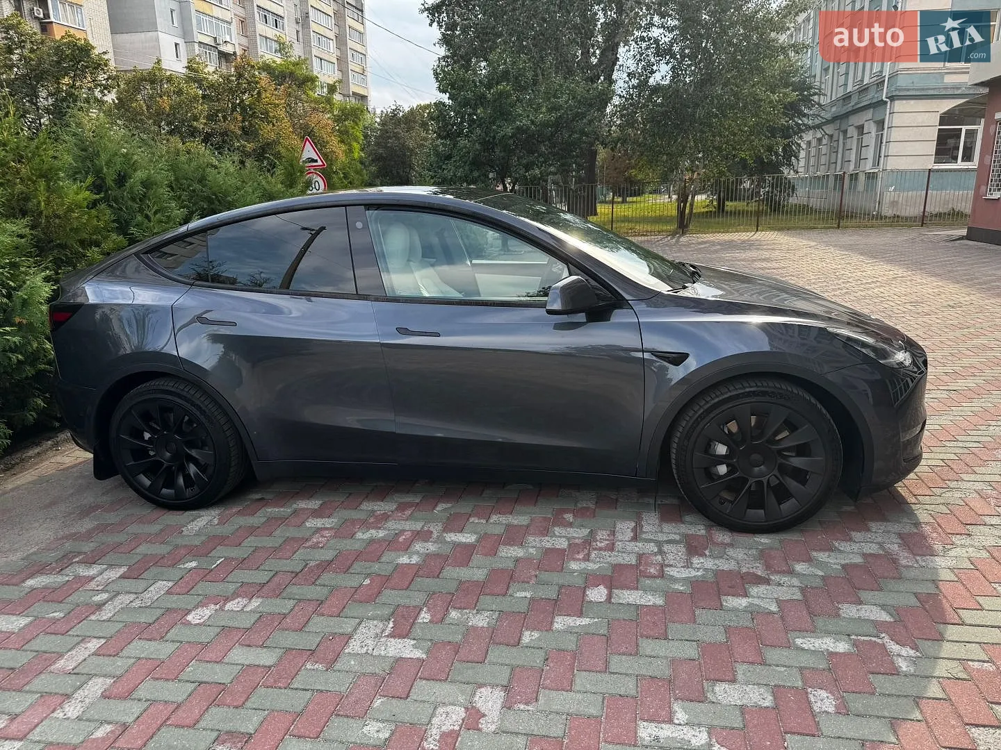 2021 Tesla Model Y - мініатюра 6