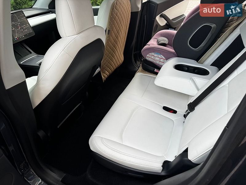 Внедорожник / Кроссовер Tesla Model Y 2021 в Кременчуге