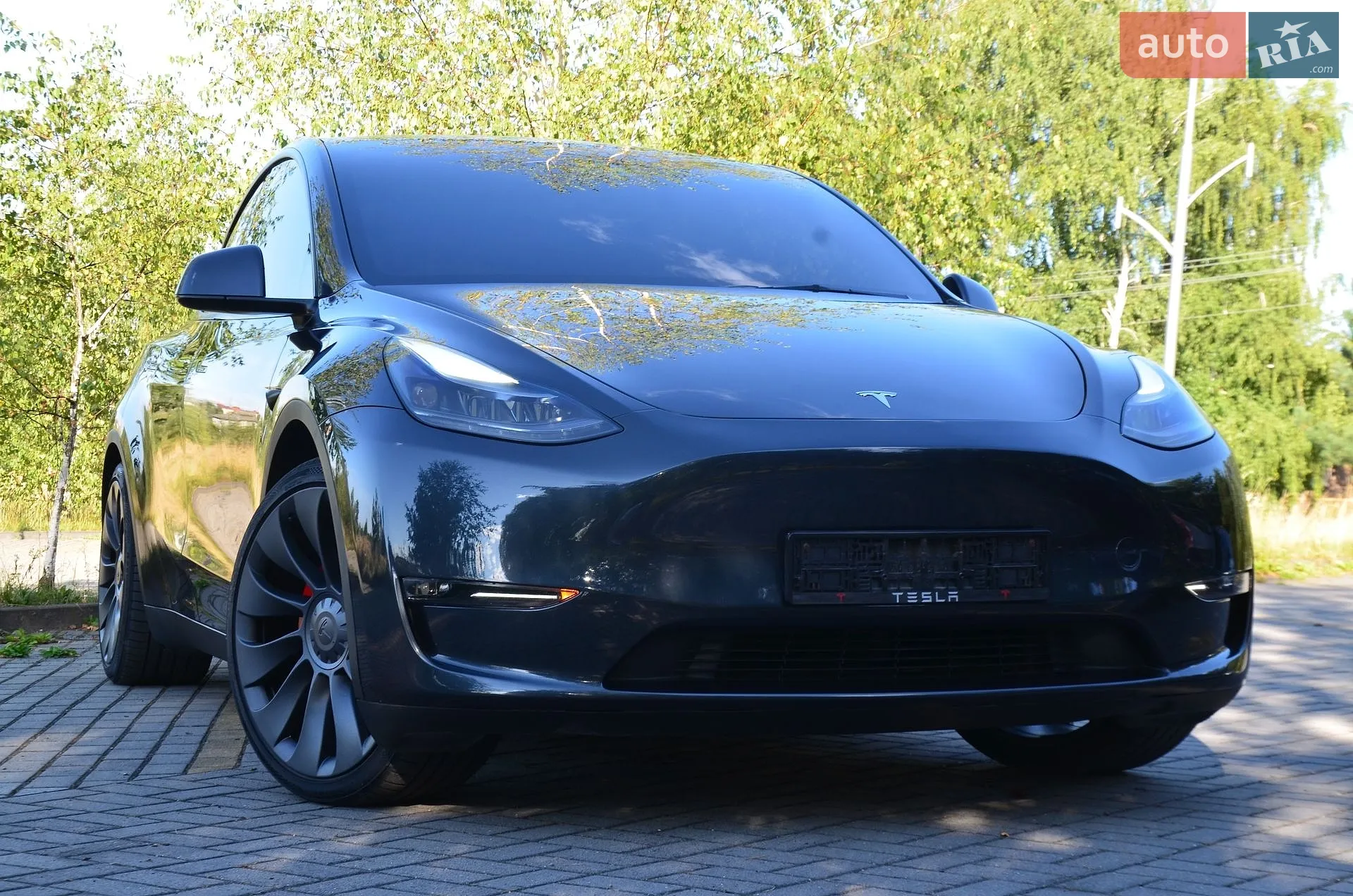 2024 Tesla Model Y - мініатюра 23