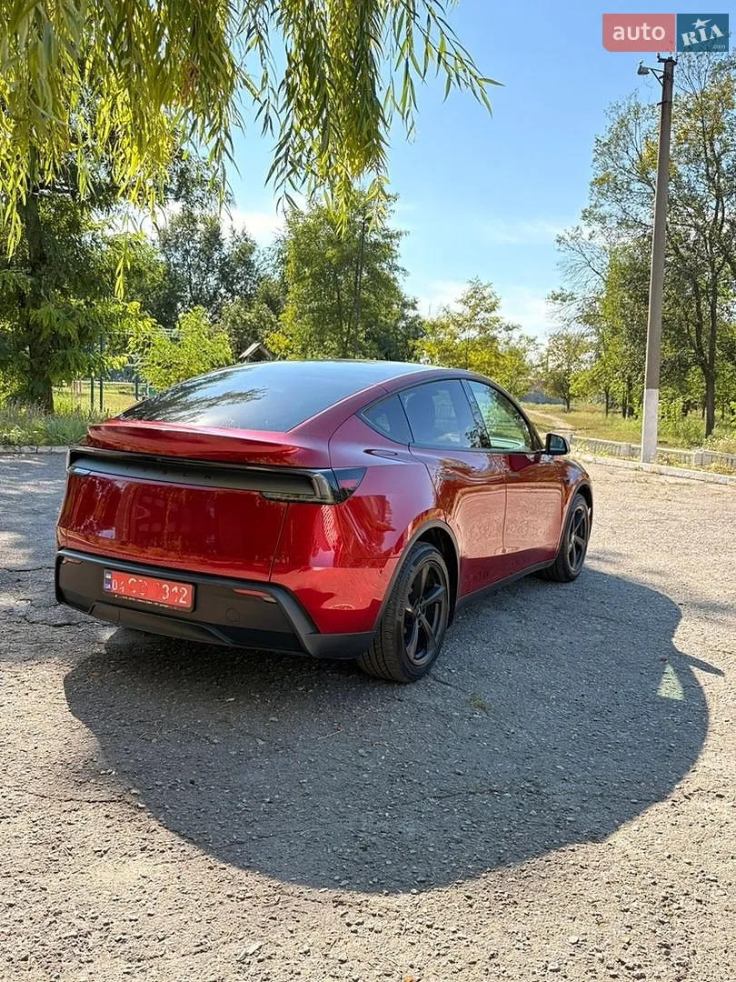 2025 Tesla Model Y - мініатюра 13