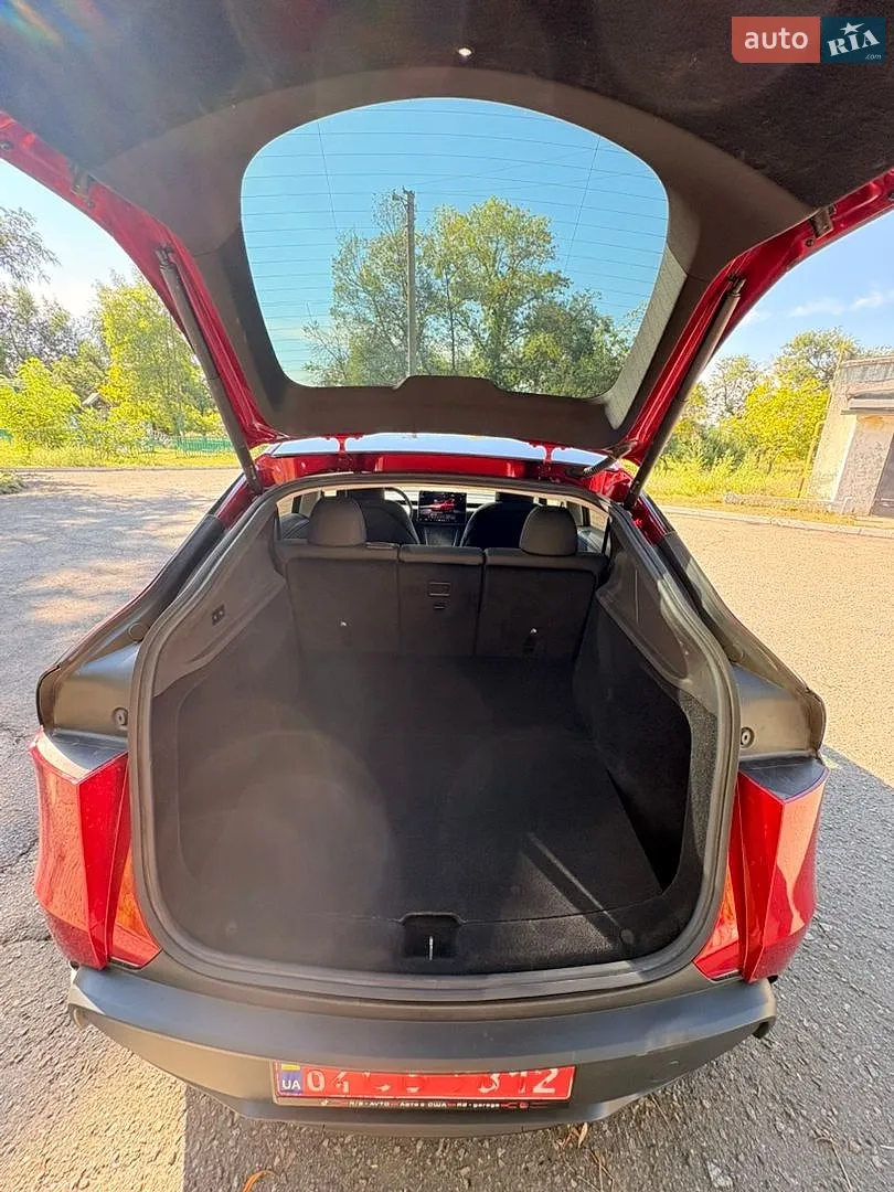 2025 Tesla Model Y - мініатюра 19