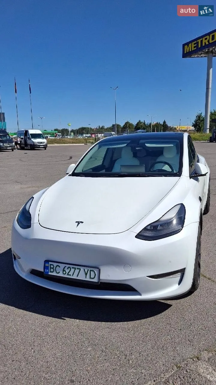 2021 Tesla Model Y - фото 1