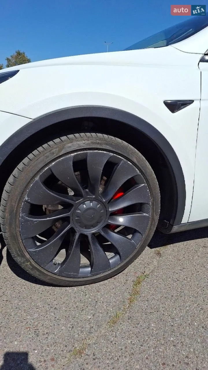 2021 Tesla Model Y - мініатюра 9