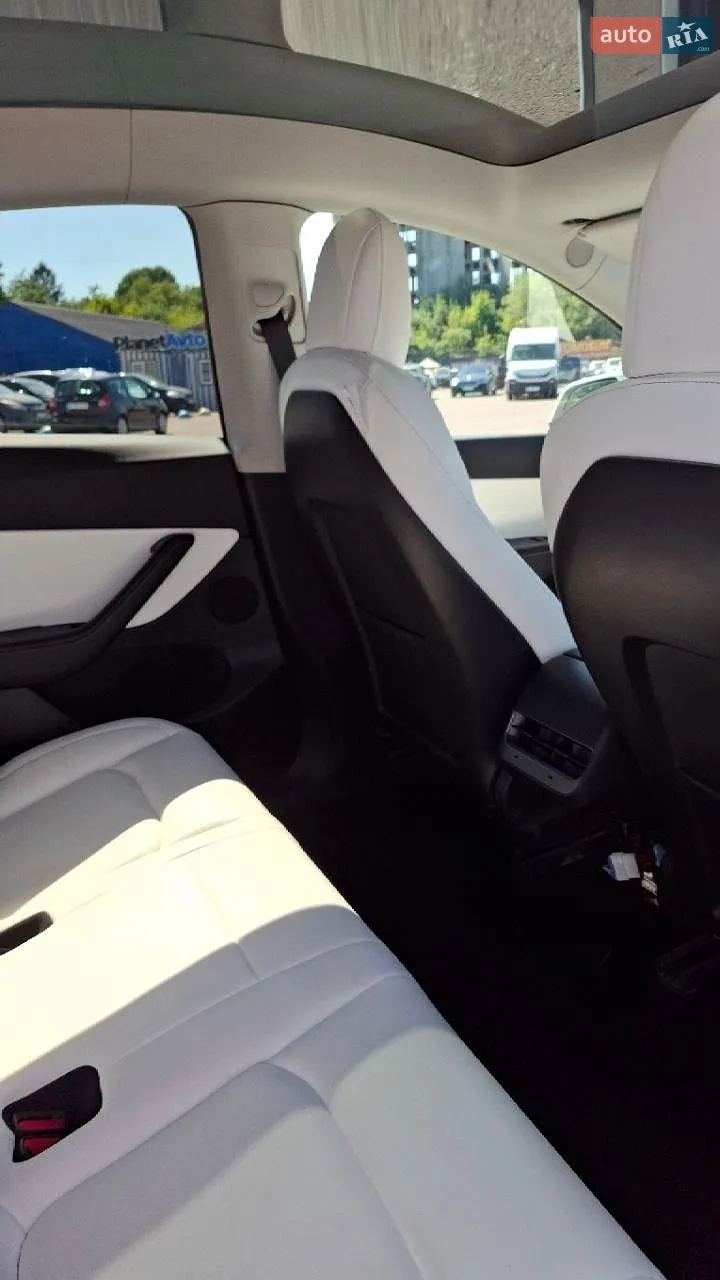 2021 Tesla Model Y - мініатюра 18