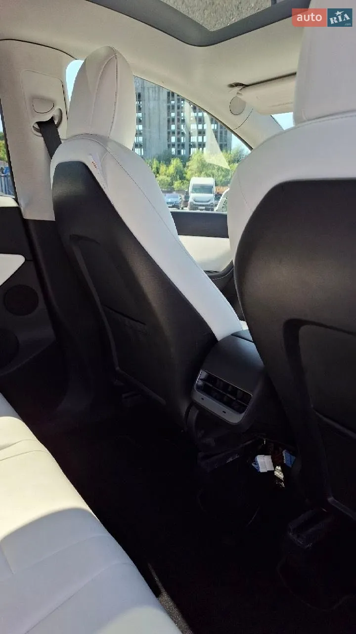 2021 Tesla Model Y - мініатюра 21