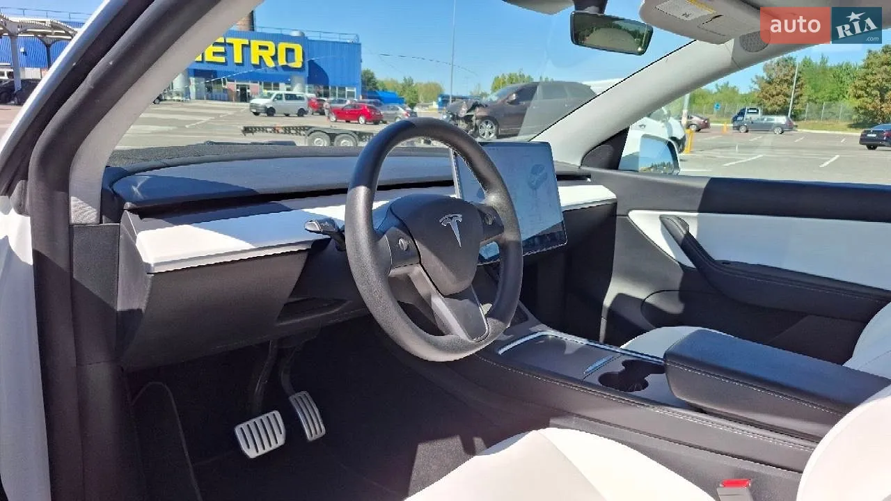 2021 Tesla Model Y - мініатюра 24
