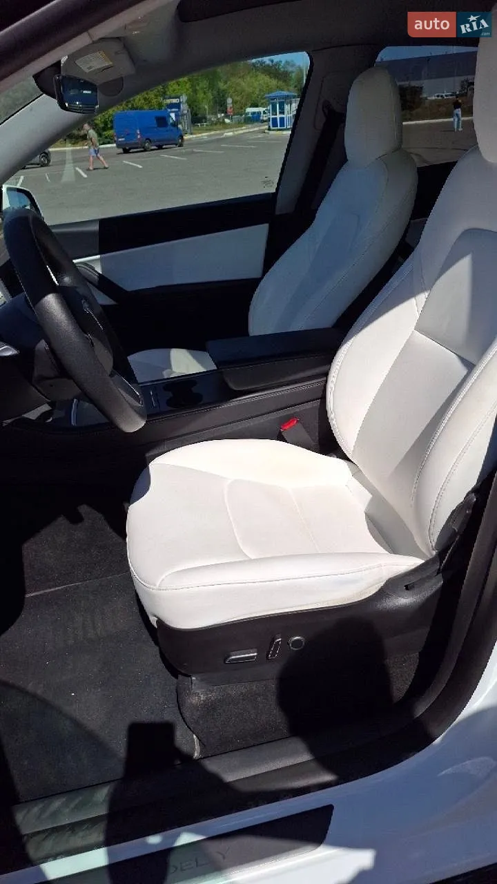 2021 Tesla Model Y - мініатюра 31