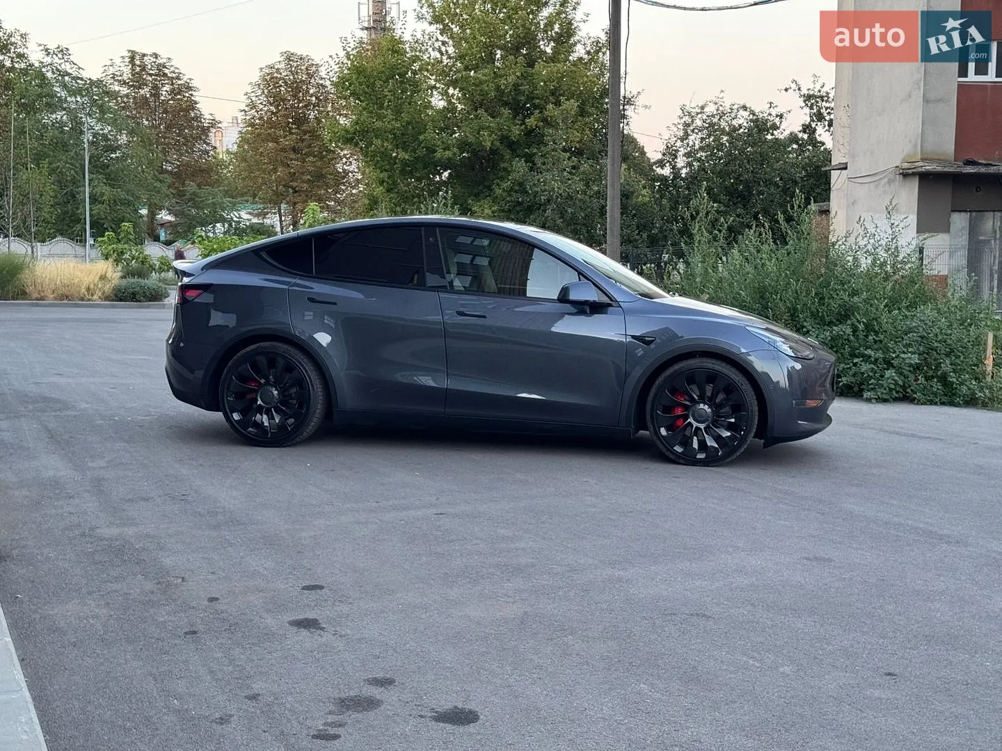 2021 Tesla Model Y - мініатюра 4