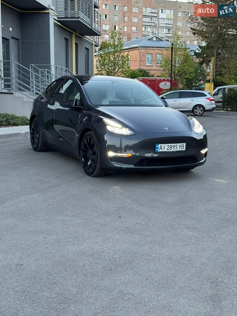 2021 Tesla Model Y - мініатюра 9