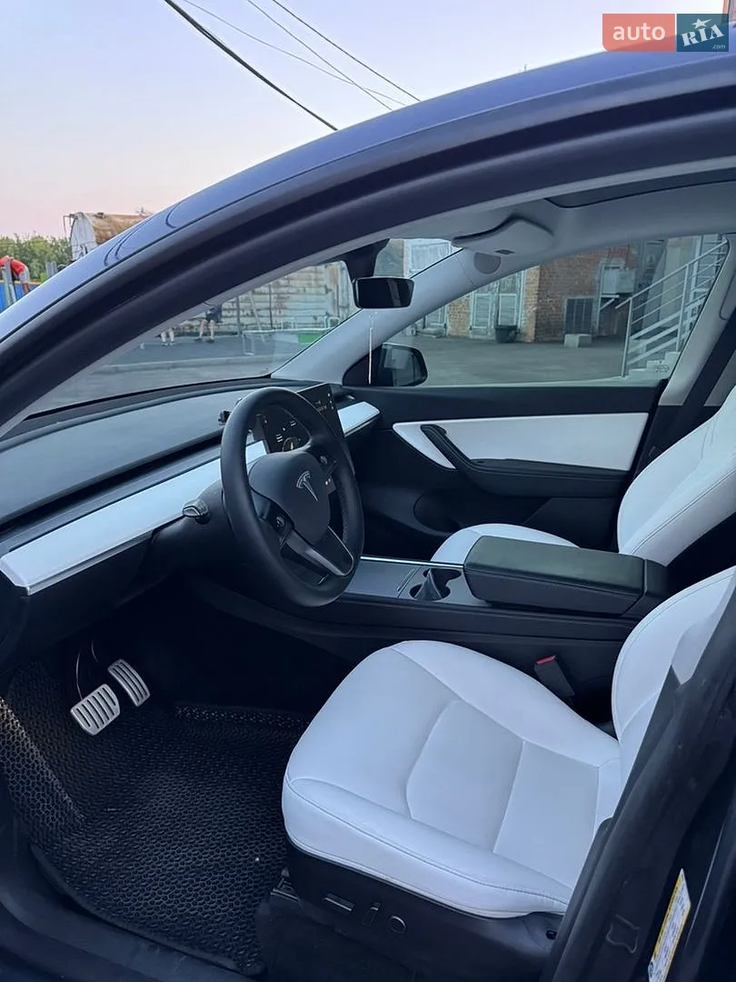2021 Tesla Model Y - мініатюра 12
