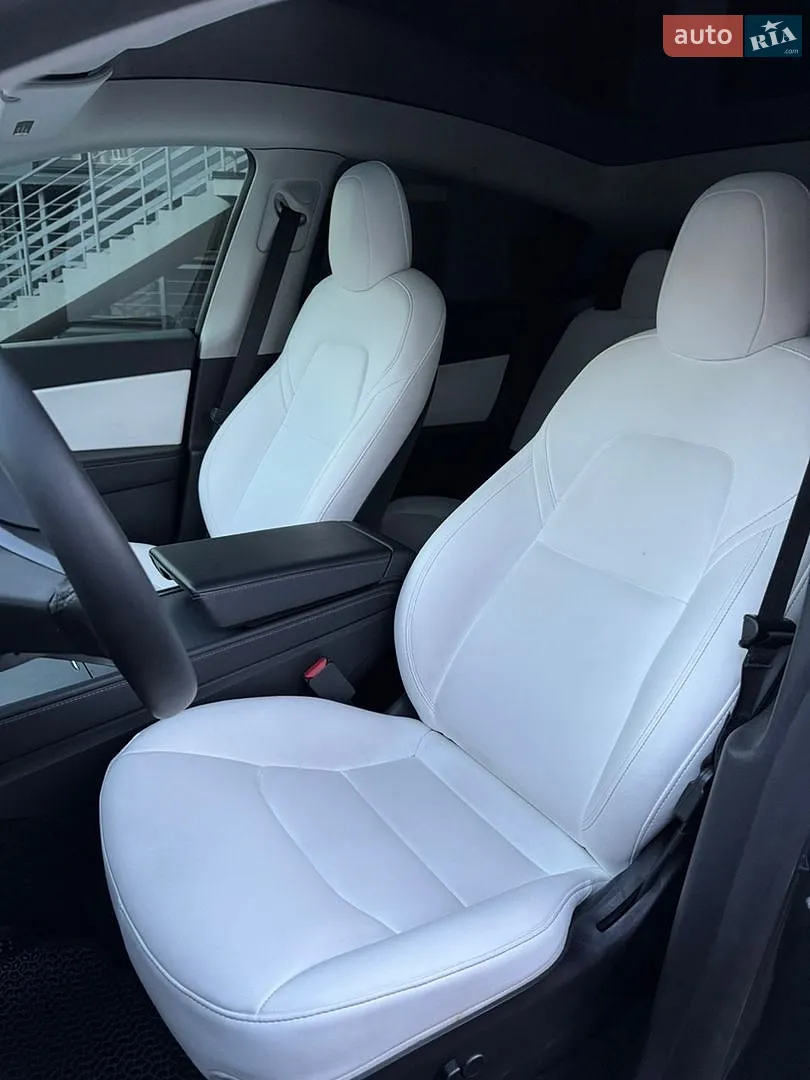 2021 Tesla Model Y - мініатюра 11