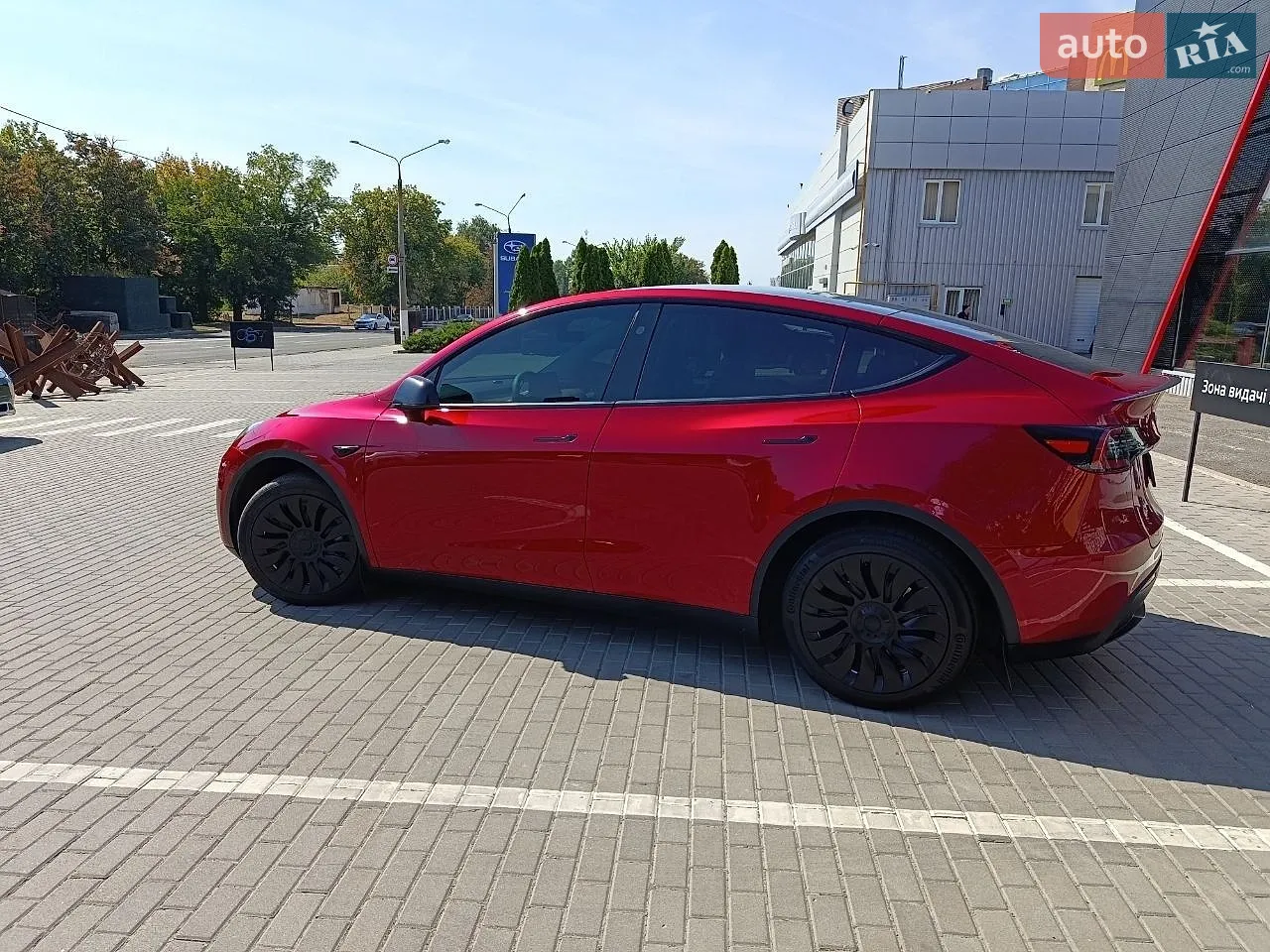 2024 Tesla Model Y - мініатюра 9