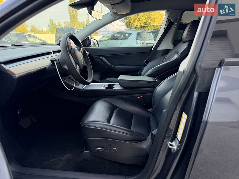 Внедорожник / Кроссовер Tesla Model Y 2022 в Дрогобыче